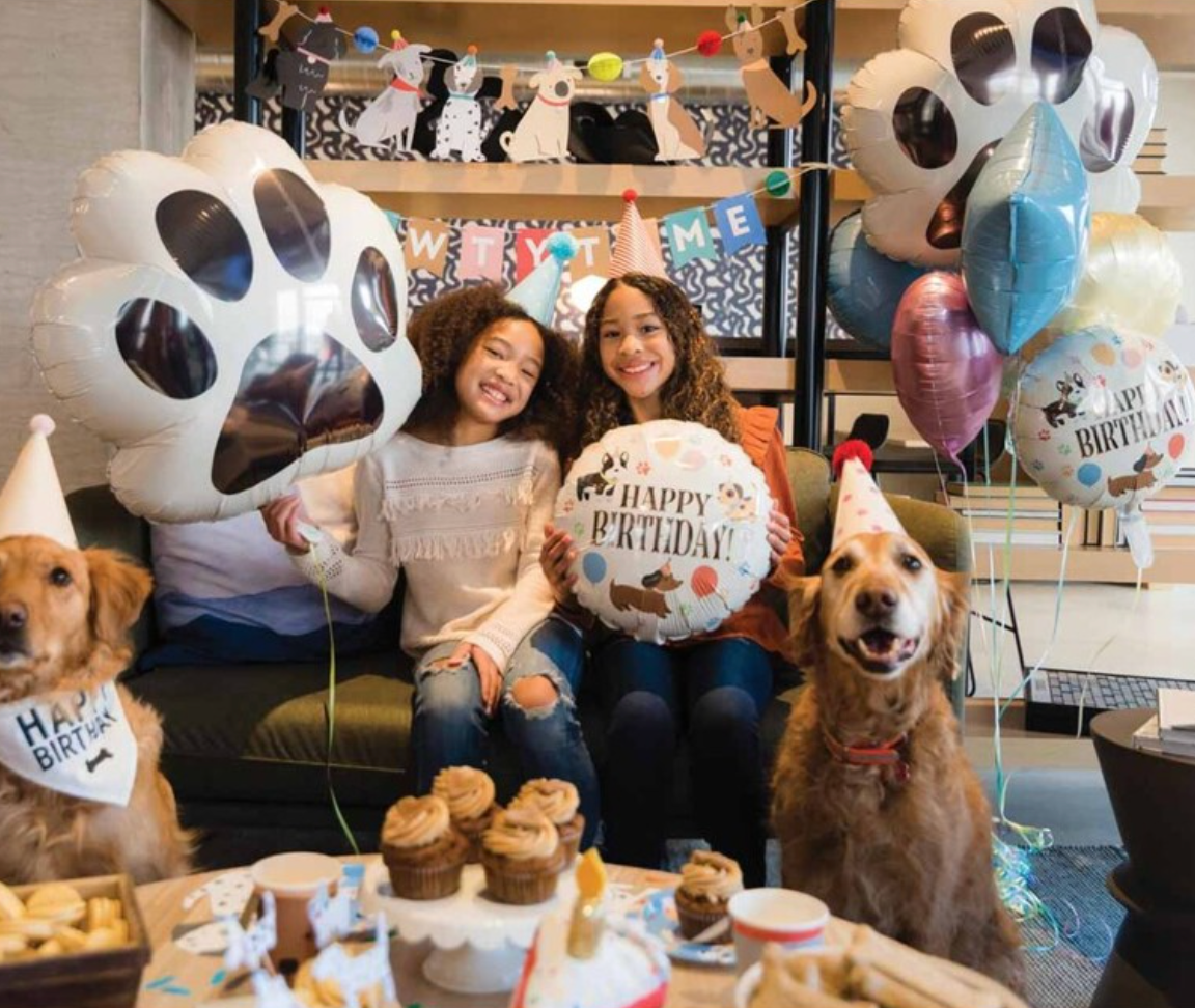 Pawsome Party Dog Paw Print 23″ Balloon