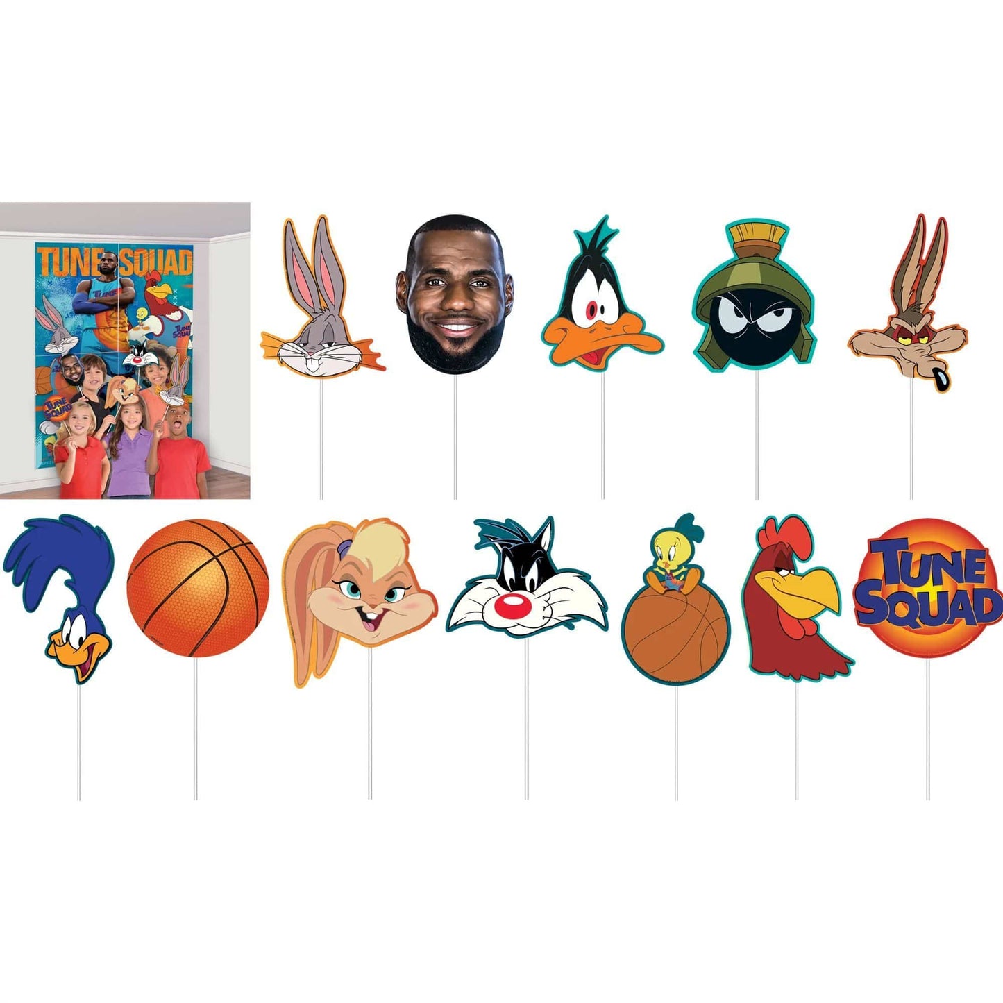 Amscan Party Supplies Space Jam Scene Setters with Props (16 count)