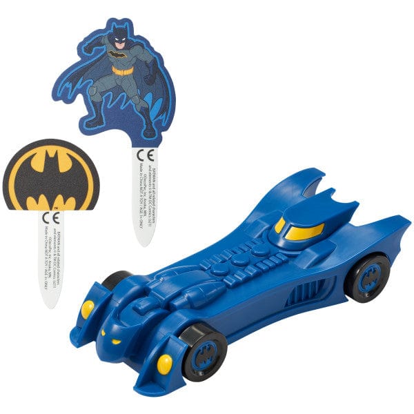 DecoPac Party Supplies Batman Into Action Cake Kit
