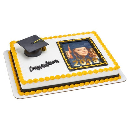 DecoPac Party Supplies Layon Congratulations Script (12 count)