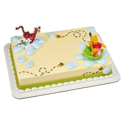 DecoPac Party Supplies Winnie the Pooh Cake Kit