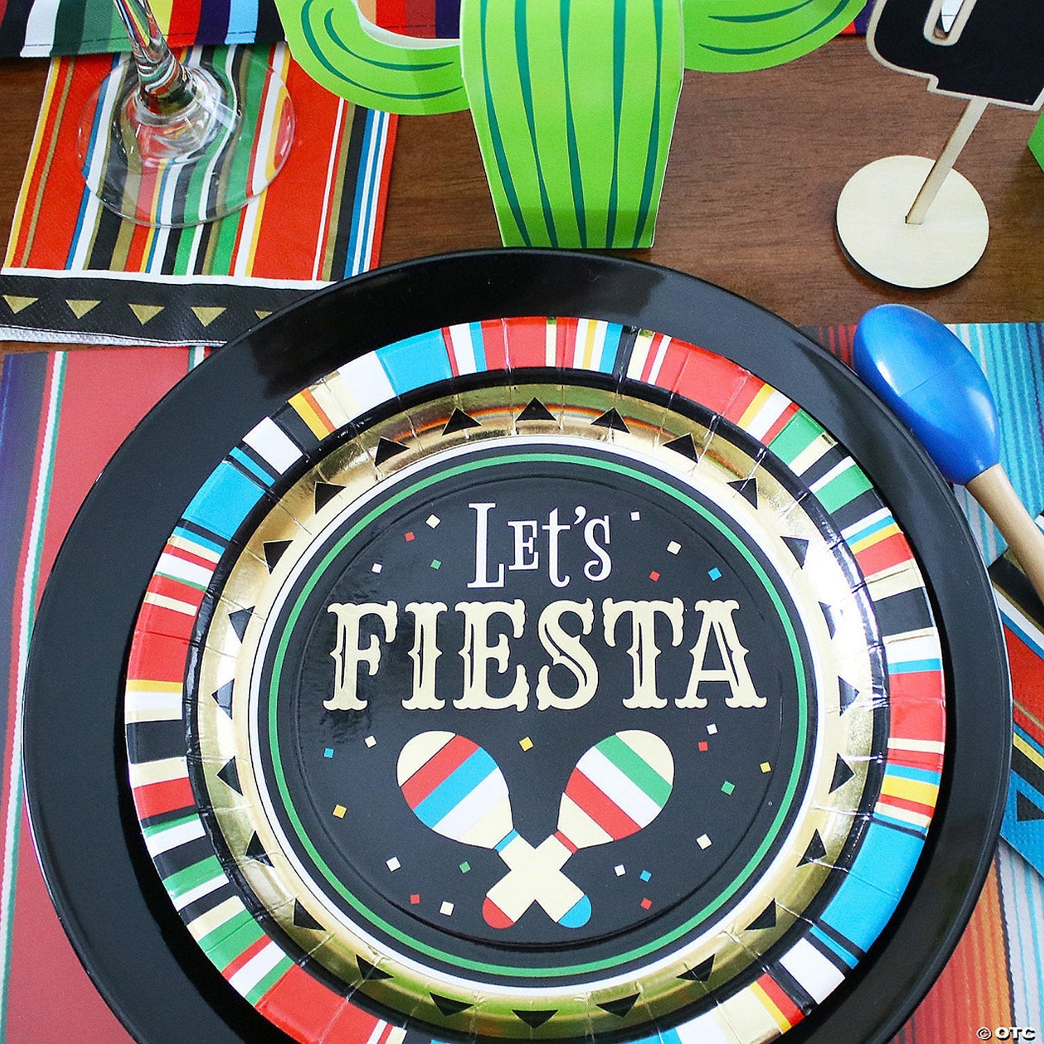 Let's Fiesta Paper Plates 9″ by Fun Express from Instaballoons